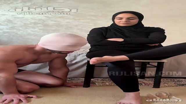 Hijabi arab foot worship