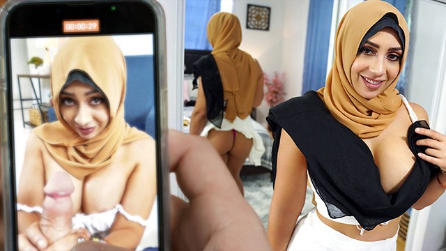 Religious Milf Lilly Hall Gives Younger Guy A Blowjob During Online Live Video - Hijab Mylfs | XBeurette.fr